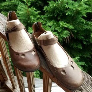 Merrell Whisper Emme Espresso Brown Leather Mary Jane Shoes - Women's 9.5